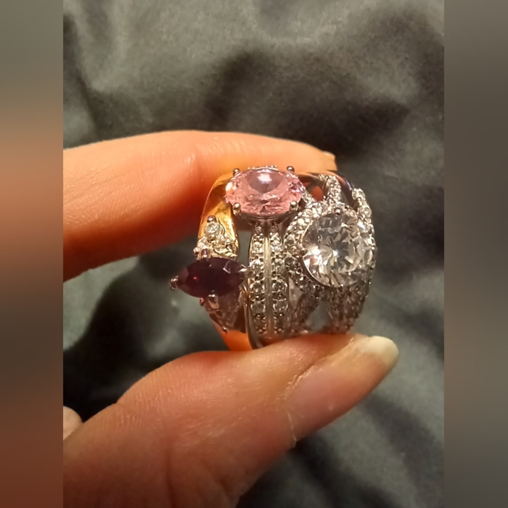 Beautiful size 10 ring LOT 925